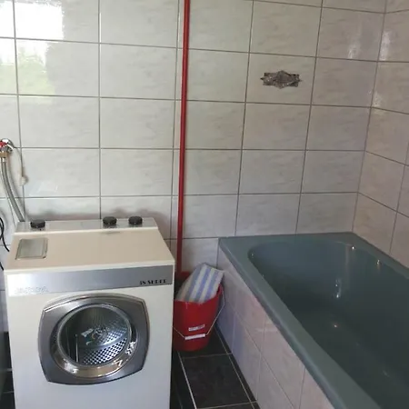 아파트 Ferienwohnung In Der Stadt