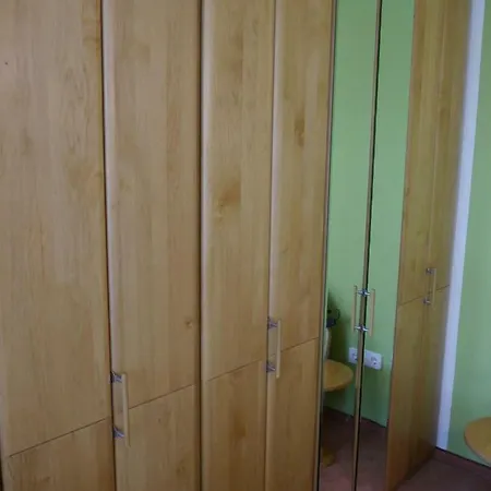 Ferienwohnung In Der Stadt